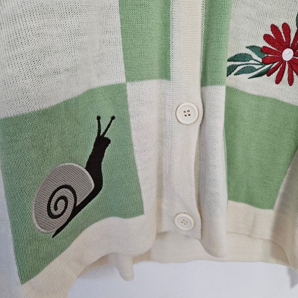 Hot Topic Thorn & Fable‎ Cottagecore Embroidered Check Cardigan S Green Ivory - Picture 3 of 8